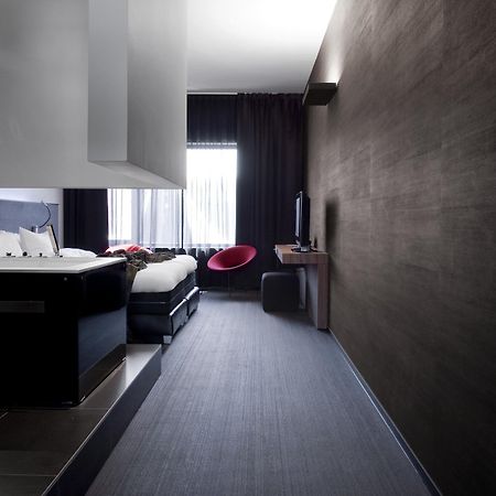 Carbon Hotel Genk Pokoj fotografie