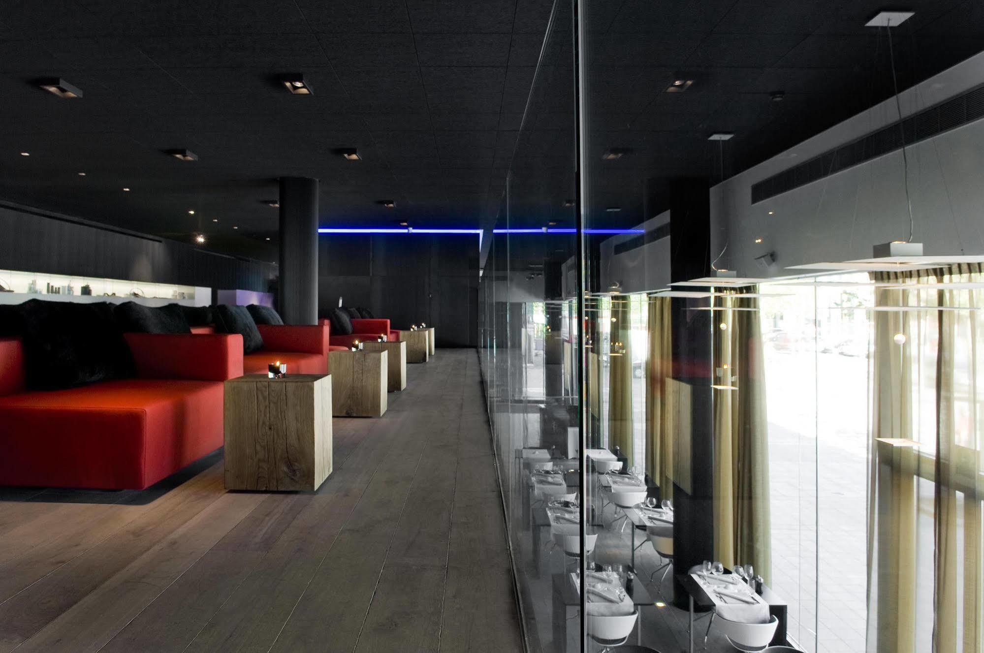 Carbon Hotel Genk Exteriér fotografie