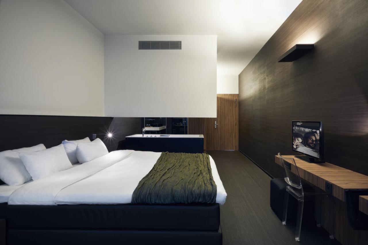 Carbon Hotel Genk Exteriér fotografie